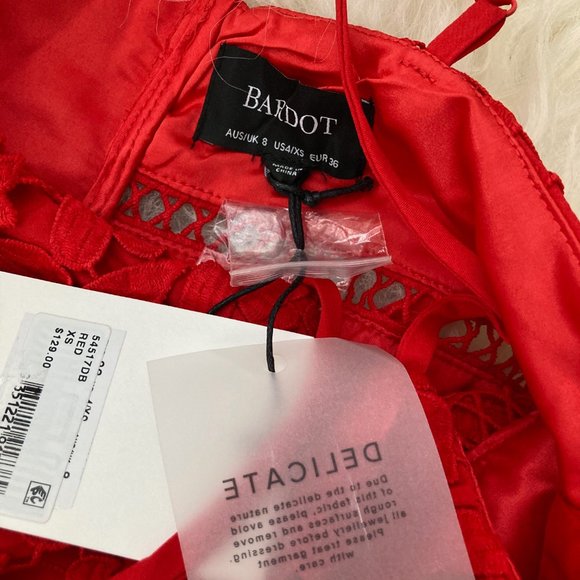 BARDOT ROXY LACE PARTY COCKTAIL DRESS - Picture 8 of 9